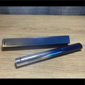 MAKING WAVES WATERPROOF MASCARA